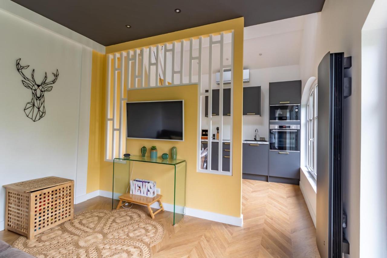 Le Lodge Des Villettes Jouy-le-Moutier ภายนอก รูปภาพ